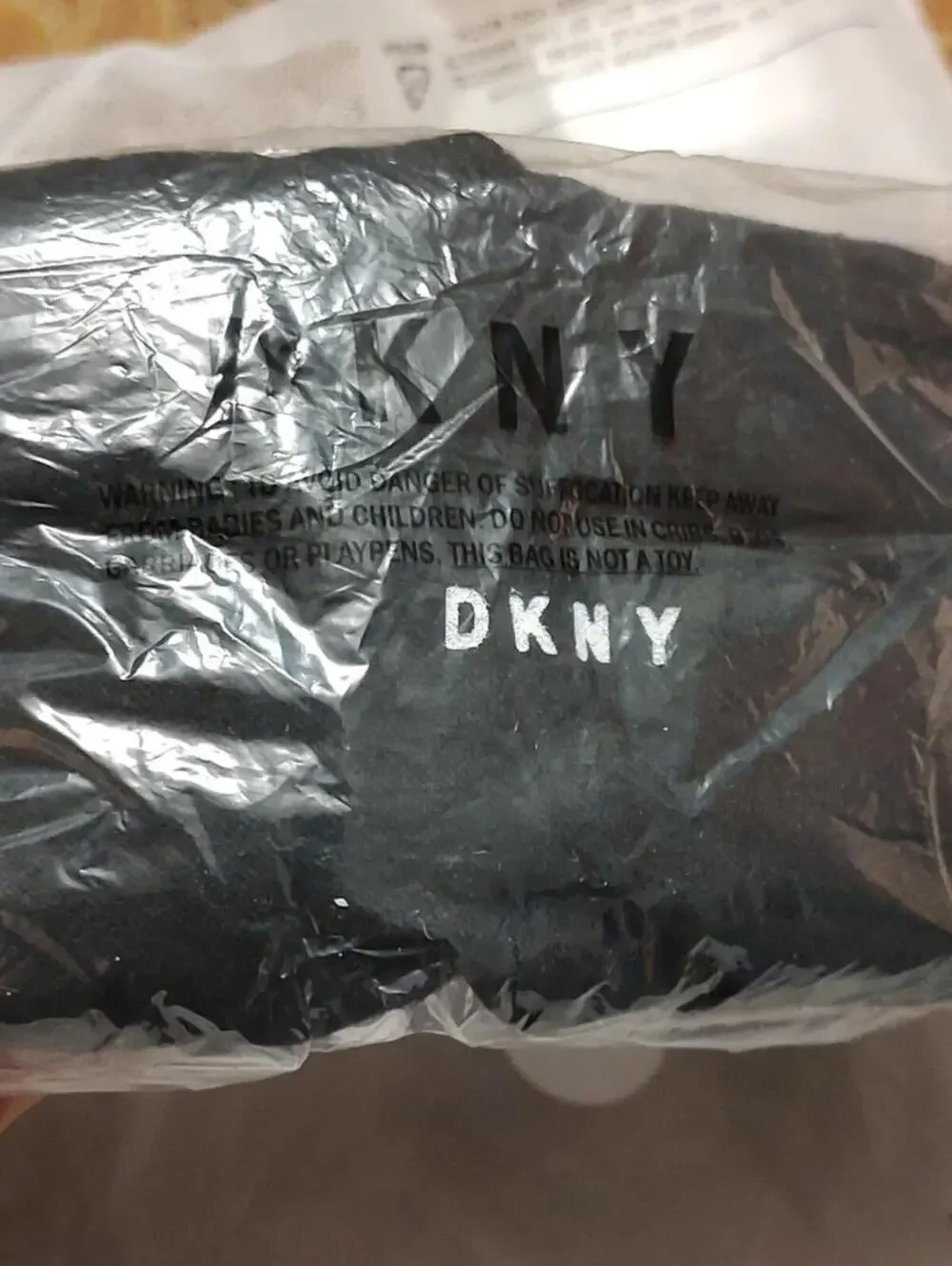 DKNY Black Croc Embossed Leather Crossbody Chain Strap NWT